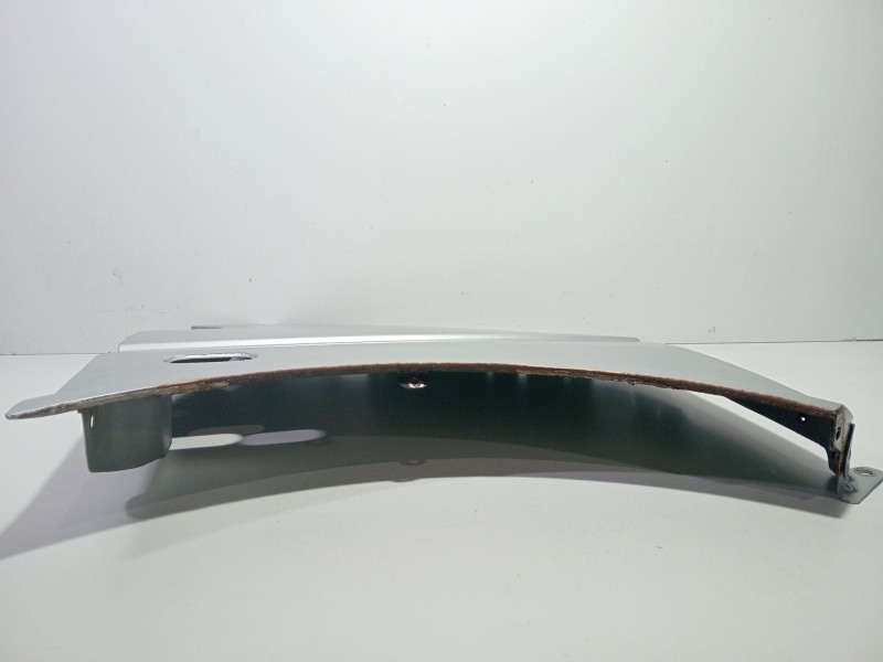 Recambio de aleta delantera derecha para volkswagen transporter t5 autobús (7hb, 7hj, 7eb, 7ej) 2.5 tdi referencia OEM IAM   