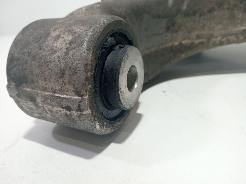 Recambio de brazo suspension inferior trasero derecho para bmw 7 (e65, e66, e67) 745 d referencia OEM IAM 67531103332  