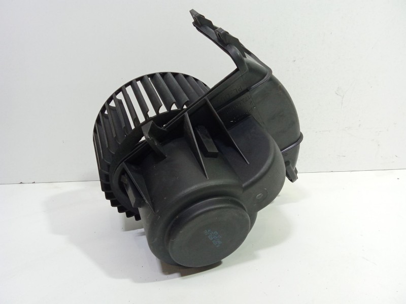 Recambio de motor calefaccion para volkswagen transporter t5 autobús (7hb, 7hj, 7eb, 7ej) 2.5 tdi referencia OEM IAM 7H1820021B 