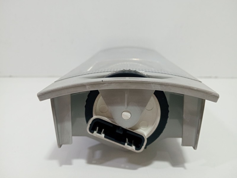 Recambio de luz interior para volkswagen transporter t5 autobús (7hb, 7hj, 7eb, 7ej) 2.5 tdi referencia OEM IAM 7H594705BY20  
