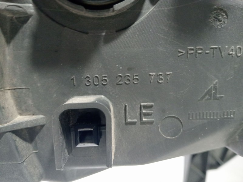 Recambio de faro izquierdo para volkswagen transporter t5 autobús (7hb, 7hj, 7eb, 7ej) 2.5 tdi referencia OEM IAM 1305235235737 