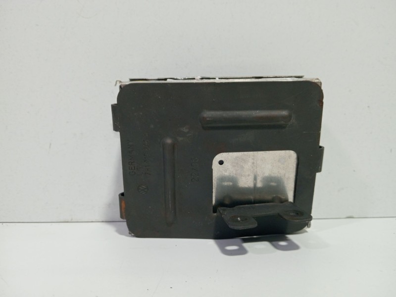 Recambio de modulo electronico para volkswagen transporter t5 autobús (7hb, 7hj, 7eb, 7ej) 2.5 tdi referencia OEM IAM 7612002000