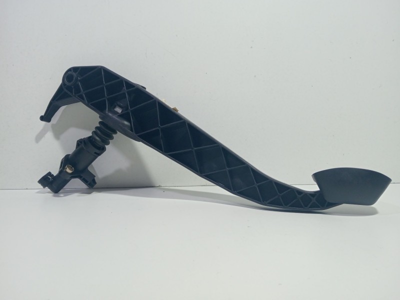 Recambio de pedal embrague para volkswagen transporter t5 autobús (7hb, 7hj, 7eb, 7ej) 2.5 tdi referencia OEM IAM 7H1721315  