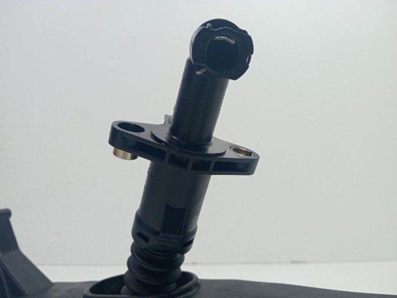 Recambio de pedal embrague para volkswagen transporter t5 autobús (7hb, 7hj, 7eb, 7ej) 2.5 tdi referencia OEM IAM 7H1721315  