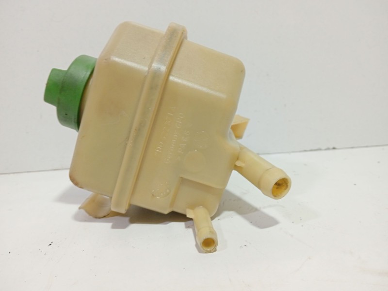 Recambio de deposito servo para volkswagen transporter t5 autobús (7hb, 7hj, 7eb, 7ej) 2.5 tdi referencia OEM IAM 7H0422371  