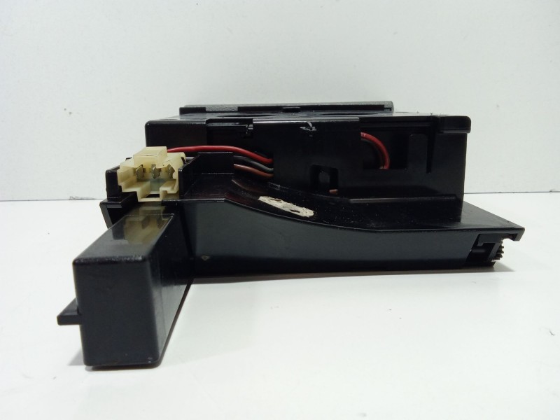 Recambio de porta objetos para volkswagen transporter t5 autobús (7hb, 7hj, 7eb, 7ej) 2.5 tdi referencia OEM IAM 7H1857321H  