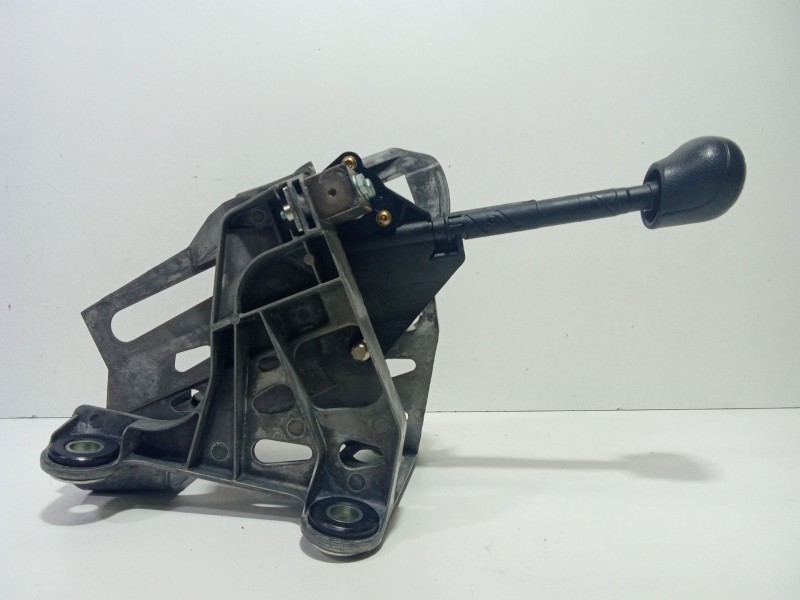 Recambio de palanca cambio para volkswagen transporter t5 autobús (7hb, 7hj, 7eb, 7ej) 2.5 tdi referencia OEM IAM 7H0711116  