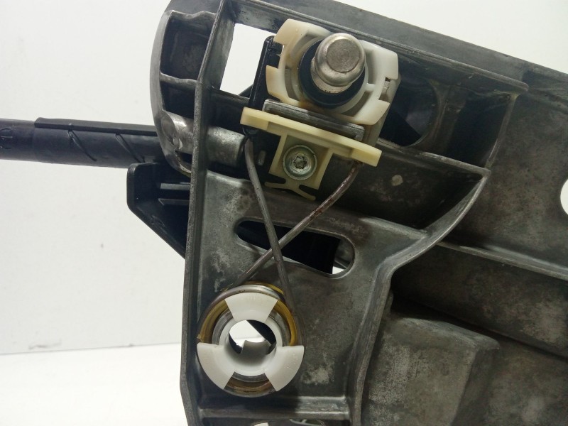 Recambio de palanca cambio para volkswagen transporter t5 autobús (7hb, 7hj, 7eb, 7ej) 2.5 tdi referencia OEM IAM 7H0711116  