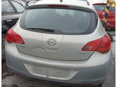 opel astra j lim. del año 2010