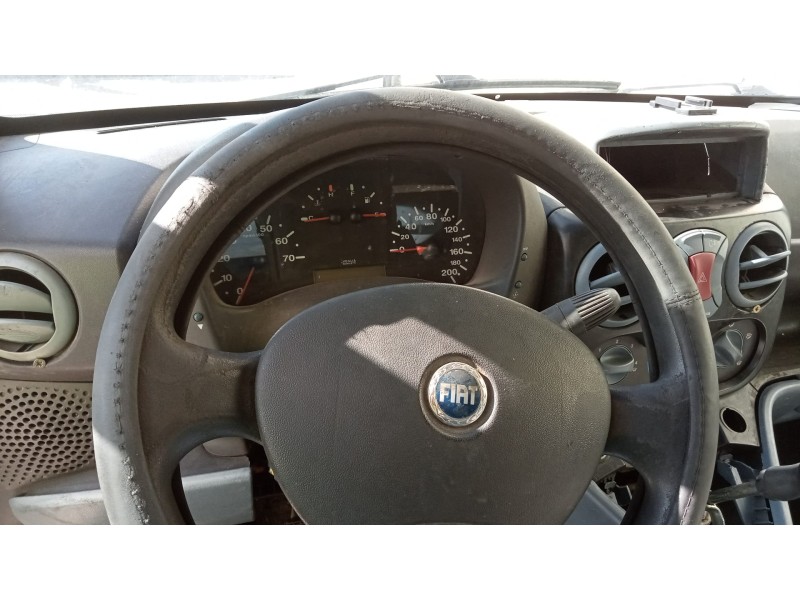 fiat doblo furgoneta/monovolumen (223_) del año 2004 fiat doblo furgoneta/monovolumen (223_) del año 2004