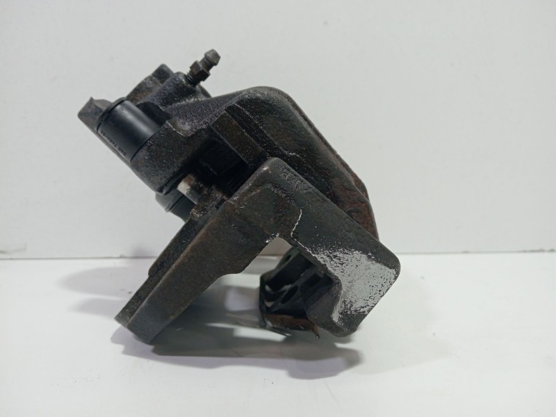 Recambio de pinza freno trasera derecha para bmw 7 (e65, e66, e67) 745 d referencia OEM IAM 7(E65E66E67)745D(2005-2008)4423CCM32