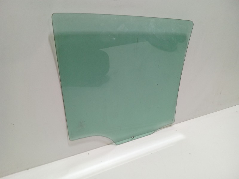 Recambio de luna trasera izquierda para mercedes-benz clase m (w163) ml 270 cdi (163.113) referencia OEM IAM A1637351310  