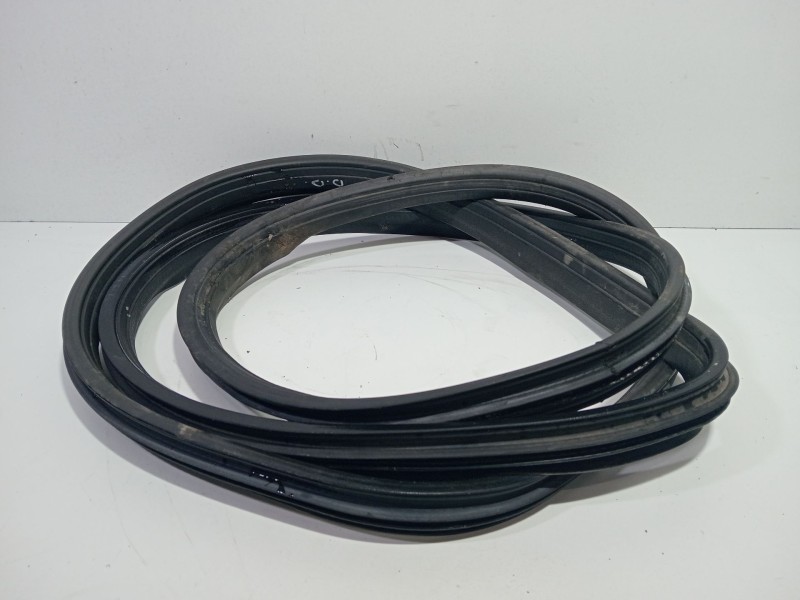 Recambio de goma contorno para mercedes-benz clase m (w163) ml 270 cdi (163.113) referencia OEM IAM OM612.963  