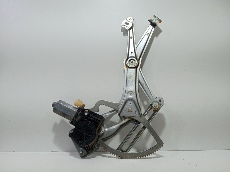 Recambio de elevalunas delantero derecho para mercedes-benz clase m (w163) ml 270 cdi (163.113) referencia OEM IAM 990408101  