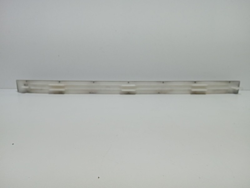 Recambio de moldura para mercedes-benz clase m (w163) ml 270 cdi (163.113) referencia OEM IAM OM612.963  