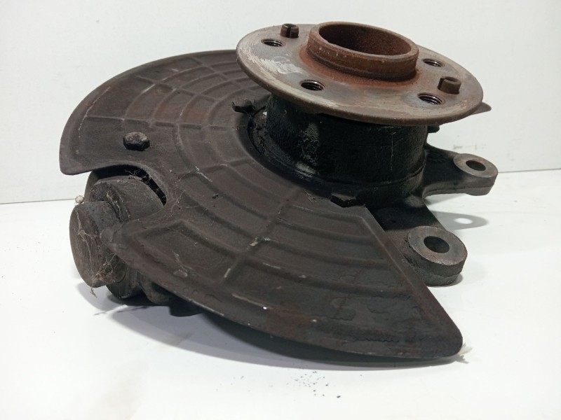 Recambio de mangueta delantera derecha para mercedes-benz clase m (w163) ml 270 cdi (163.113) referencia OEM IAM ZF445361058  