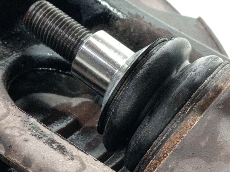 Recambio de mangueta trasera izquierda para mercedes-benz clase m (w163) ml 270 cdi (163.113) referencia OEM IAM   