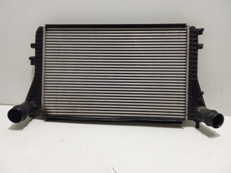 Recambio de intercooler para volkswagen golf vi (5k1) 1.6 tdi referencia OEM IAM 1K0145803AJ  