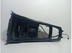 Recambio de consola central para mercedes-benz clase a sedán (v177) amg a 35 4-matic (177.151) referencia OEM IAM A1776805701905