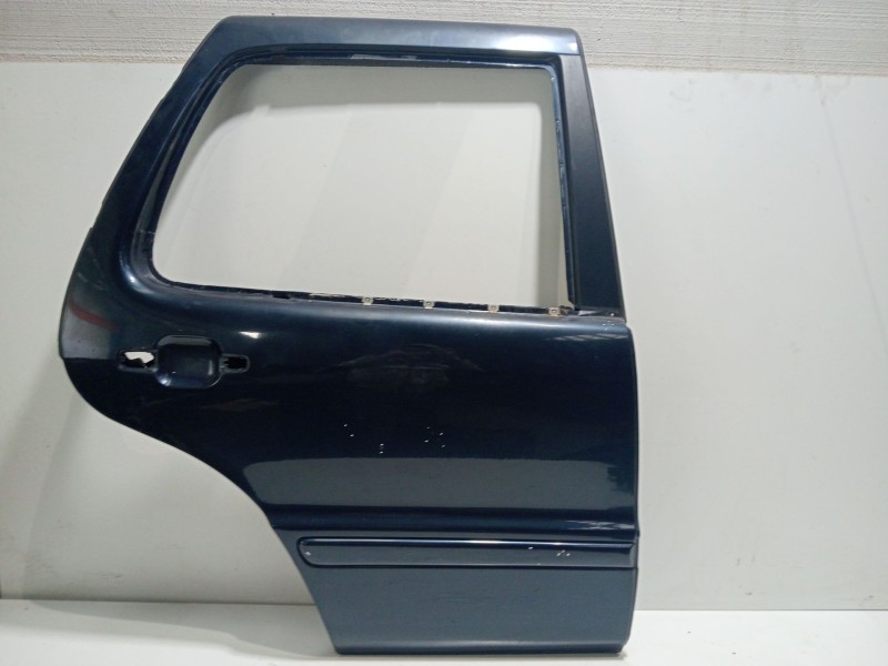 Recambio de puerta trasera derecha para mercedes-benz clase m (w163) ml 270 cdi (163.113) referencia OEM IAM OM612.963  