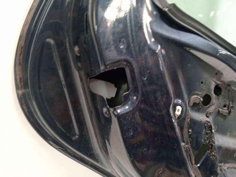 Recambio de puerta trasera izquierda para mercedes-benz clase m (w163) ml 270 cdi (163.113) referencia OEM IAM   