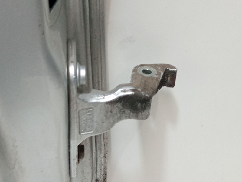 Recambio de puerta delantera izquierda para volkswagen transporter t5 autobús (7hb, 7hj, 7eb, 7ej) 2.5 tdi referencia OEM IAM AX