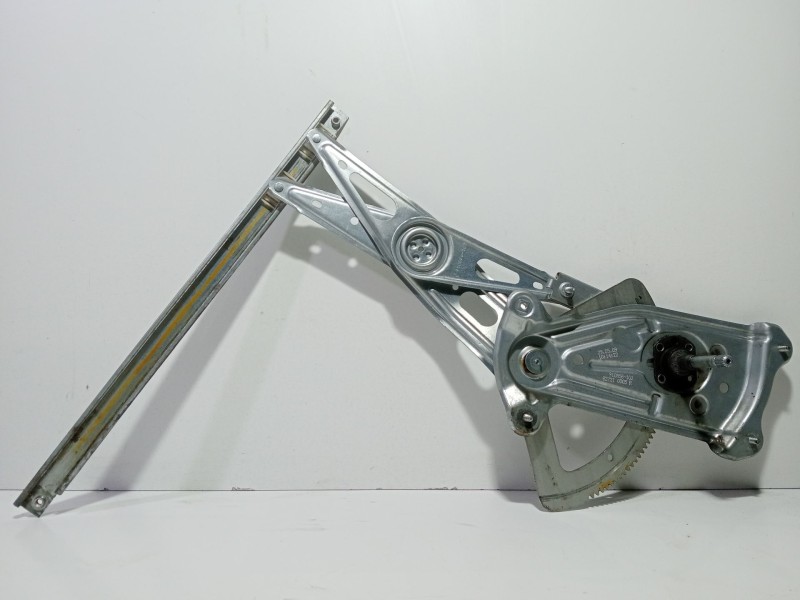 Recambio de elevalunas trasero izquierdo para renault grand scénic iii (jz0/1_) 1.5 dci referencia OEM IAM 910586102  