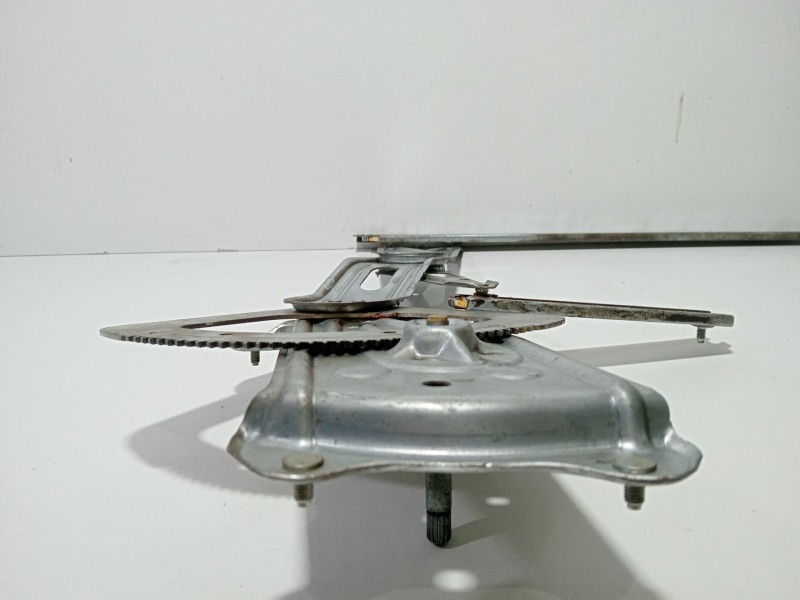 Recambio de elevalunas trasero derecho para renault grand scénic iii (jz0/1_) 1.5 dci referencia OEM IAM 827200005R  