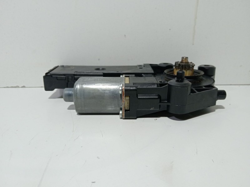 Recambio de motor elevalunas delantero izquierdo para renault grand scénic iii (jz0/1_) 1.5 dci referencia OEM IAM 807310011R  