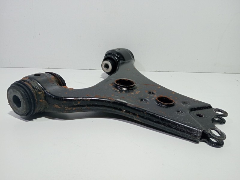 Recambio de brazo suspension inferior delantero izquierdo para mercedes-benz clase b sports tourer (w245) b 180 cdi (245.207) re