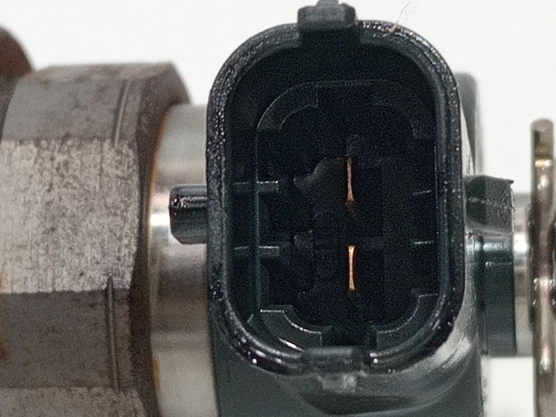 Recambio de inyector para opel astra h (a04) 1.7 cdti (l48) referencia OEM IAM 0445110082  