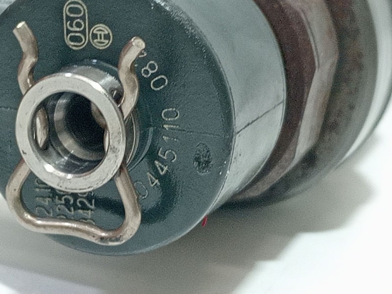 Recambio de inyector para opel astra h (a04) 1.7 cdti (l48) referencia OEM IAM 0445110082  