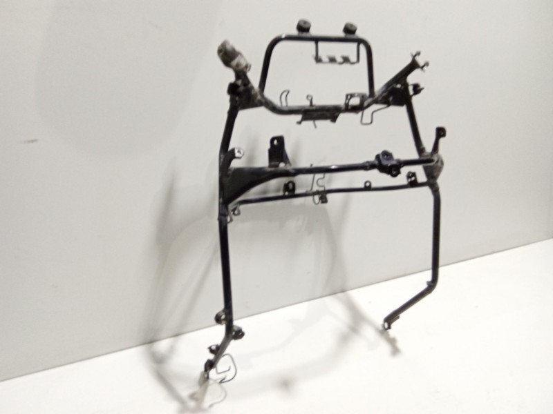 Recambio de subchasis delantero para yamaha 500 tmax referencia OEM IAM YAMAHA500TMAX´2009???motorj403e  