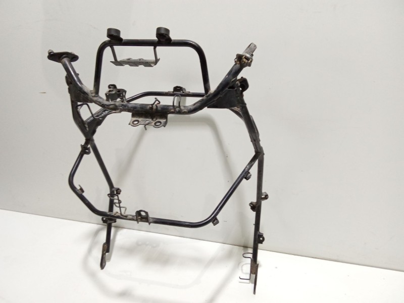 Recambio de subchasis delantero para yamaha 500 tmax referencia OEM IAM YAMAHA500TMAX´2009???motorj403e  