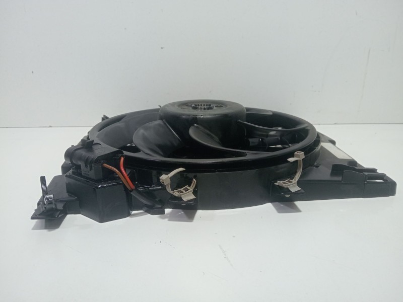 Recambio de electroventilador radiador aire acondicionado para opel astra h (a04) 1.7 cdti (l48) referencia OEM IAM 130303930  