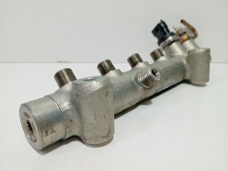 Recambio de rampa inyectora para opel astra h (a04) 1.7 cdti (l48) referencia OEM IAM 0445214049 R 