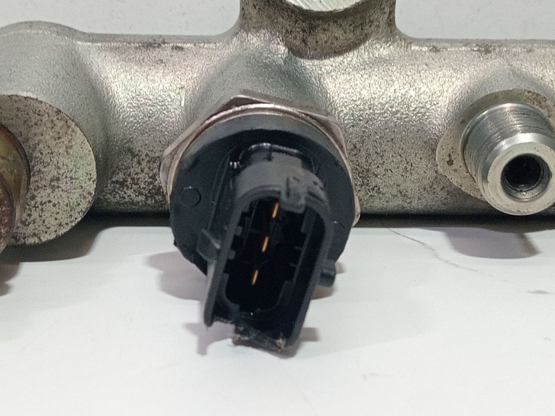 Recambio de rampa inyectora para opel astra h (a04) 1.7 cdti (l48) referencia OEM IAM 0445214049 R 