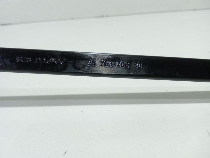 Recambio de brazo limpia delantero izquierdo para citroën c4 spacetourer (3d_) 1.5 bluehdi 130 referencia OEM IAM 9676370680  