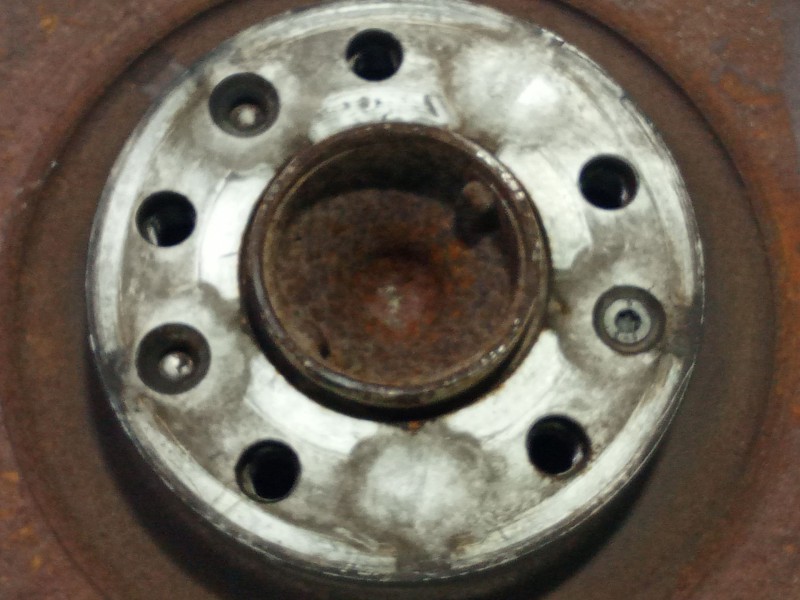 Recambio de mangueta trasera izquierda para citroën c4 spacetourer (3d_) 1.5 bluehdi 130 referencia OEM IAM YHZ(DV5RC)  