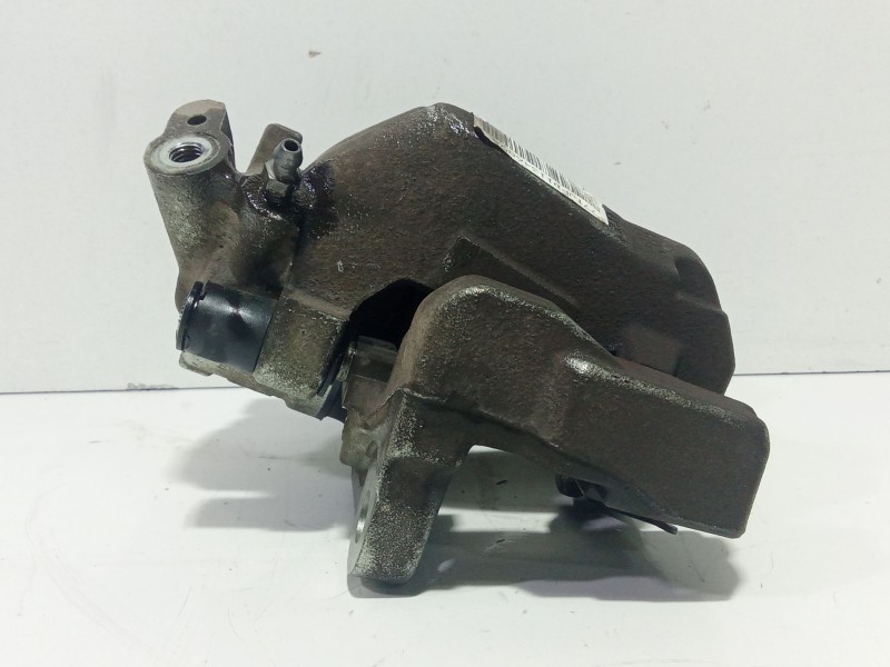 Recambio de pinza freno delantera derecha para citroën c4 spacetourer (3d_) 1.5 bluehdi 130 referencia OEM IAM 77tjpd1134685x  