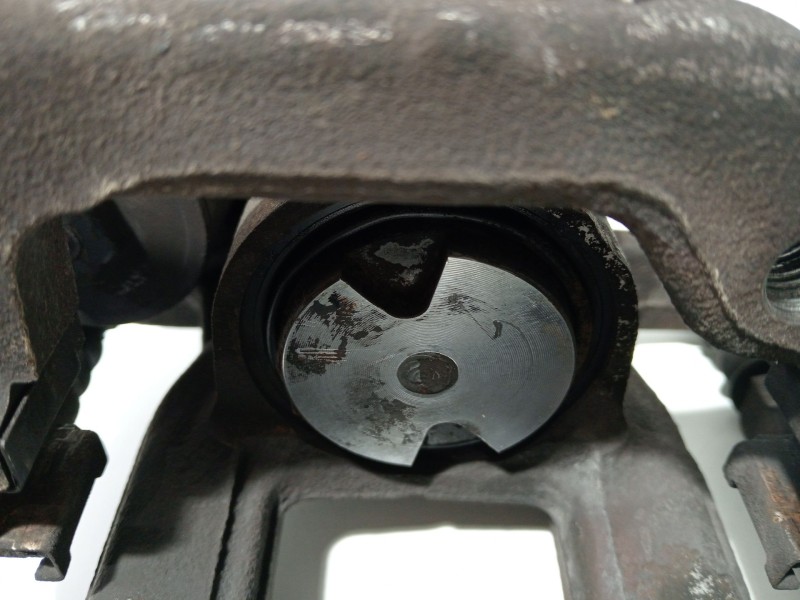 Recambio de pinza freno trasera derecha para citroën c4 spacetourer (3d_) 1.5 bluehdi 130 referencia OEM IAM 9819059480  