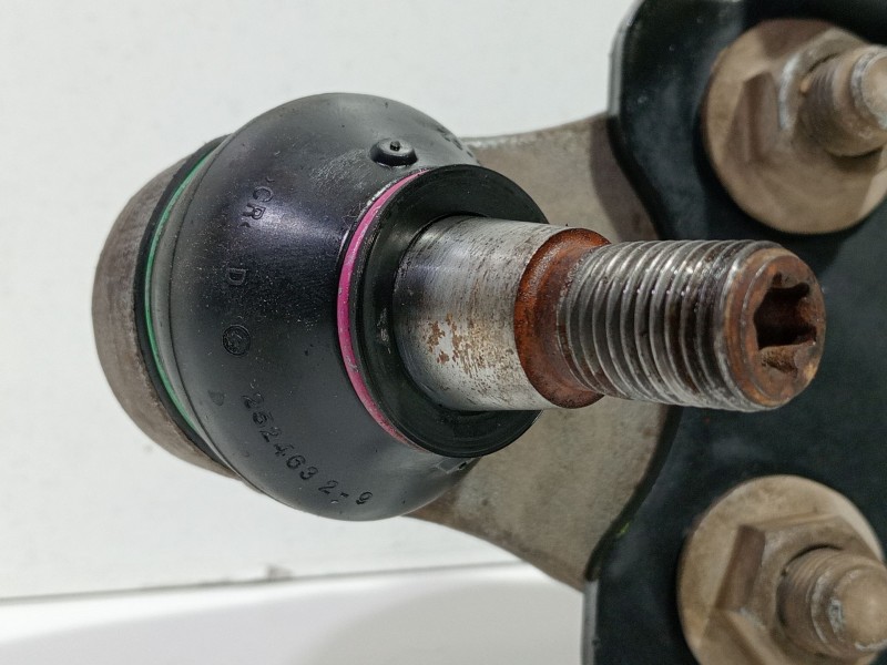 Recambio de brazo suspension inferior delantero derecho para citroën c4 spacetourer (3d_) 1.5 bluehdi 130 referencia OEM IAM 981