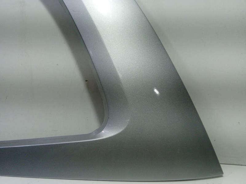 Recambio de moldura para citroën c4 spacetourer (3d_) 1.5 bluehdi 130 referencia OEM IAM 96776509  