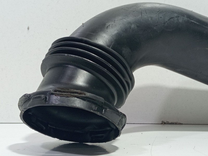 Recambio de tubo para nissan primastar autobús (x83) dci 100 referencia OEM IAM 9116666  