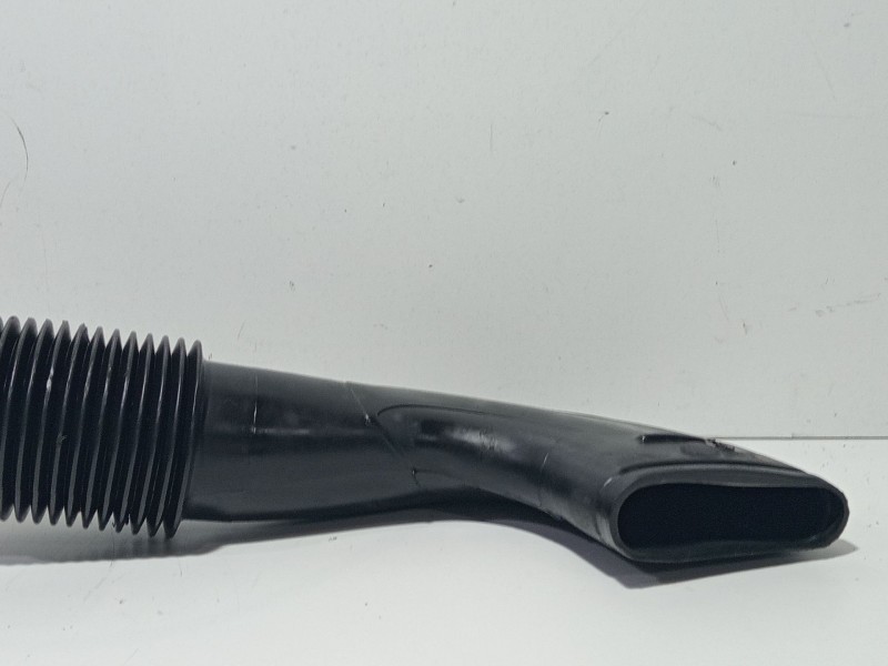 Recambio de tubo para nissan primastar autobús (x83) dci 100 referencia OEM IAM 9116666  