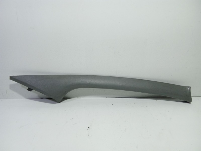 Recambio de moldura para nissan primastar autobús (x83) dci 100 referencia OEM IAM 8200031570  