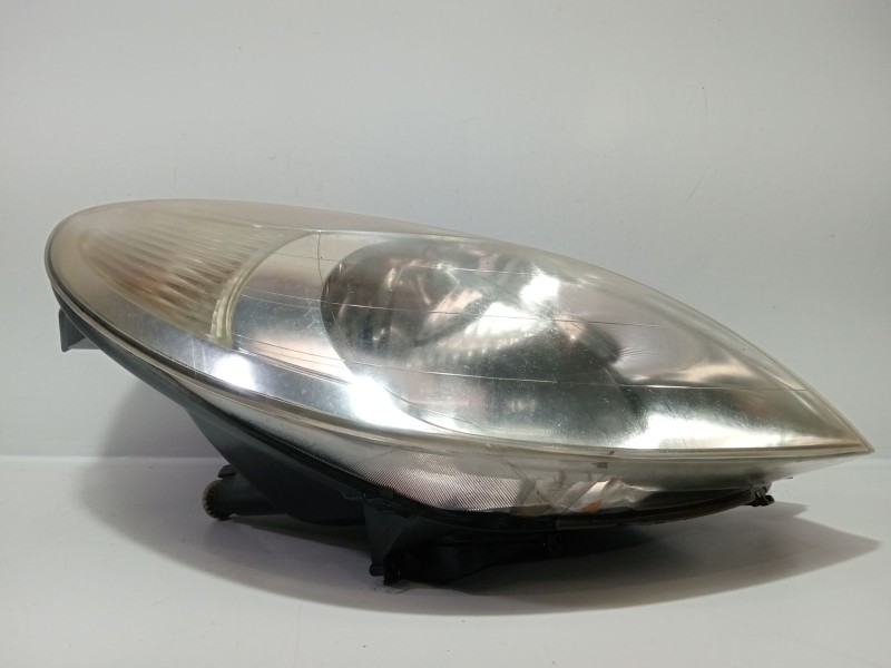Recambio de faro derecho para citroën xsara picasso 2.0 hdi exclusive referencia OEM IAM 89310189  