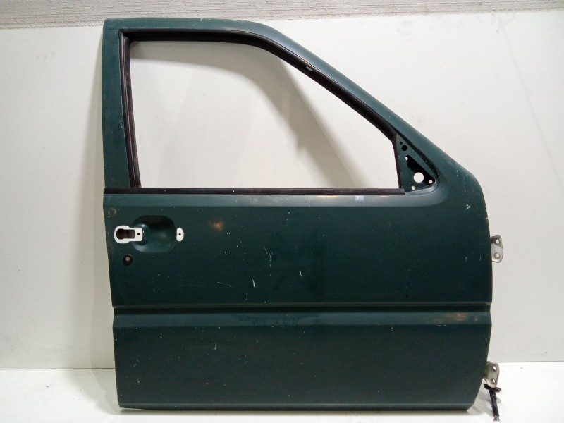 Recambio de puerta delantera derecha para nissan terrano/terrano.ii (r20) comfort referencia OEM IAM   
