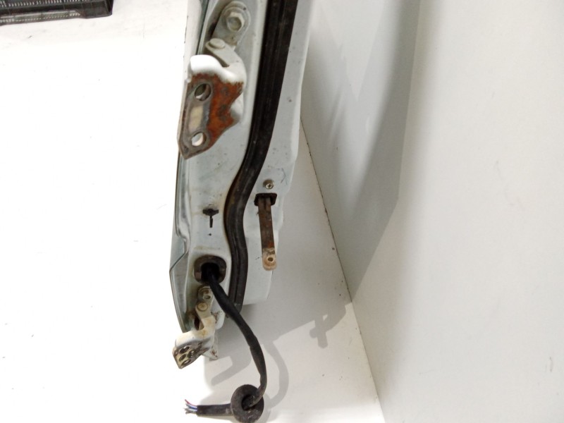 Recambio de puerta delantera derecha para nissan terrano/terrano.ii (r20) comfort referencia OEM IAM   