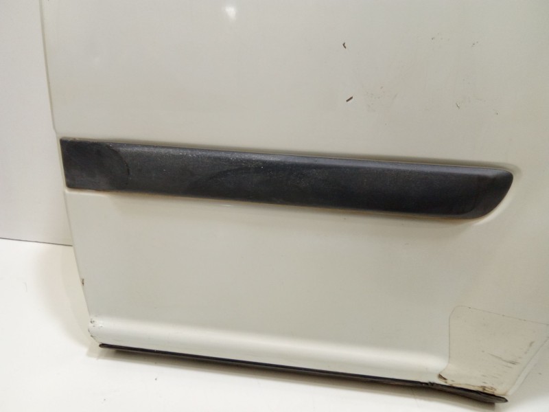 Recambio de puerta trasera izquierda para nissan x-trail (t30) comfort referencia OEM IAM H21018H7MM  